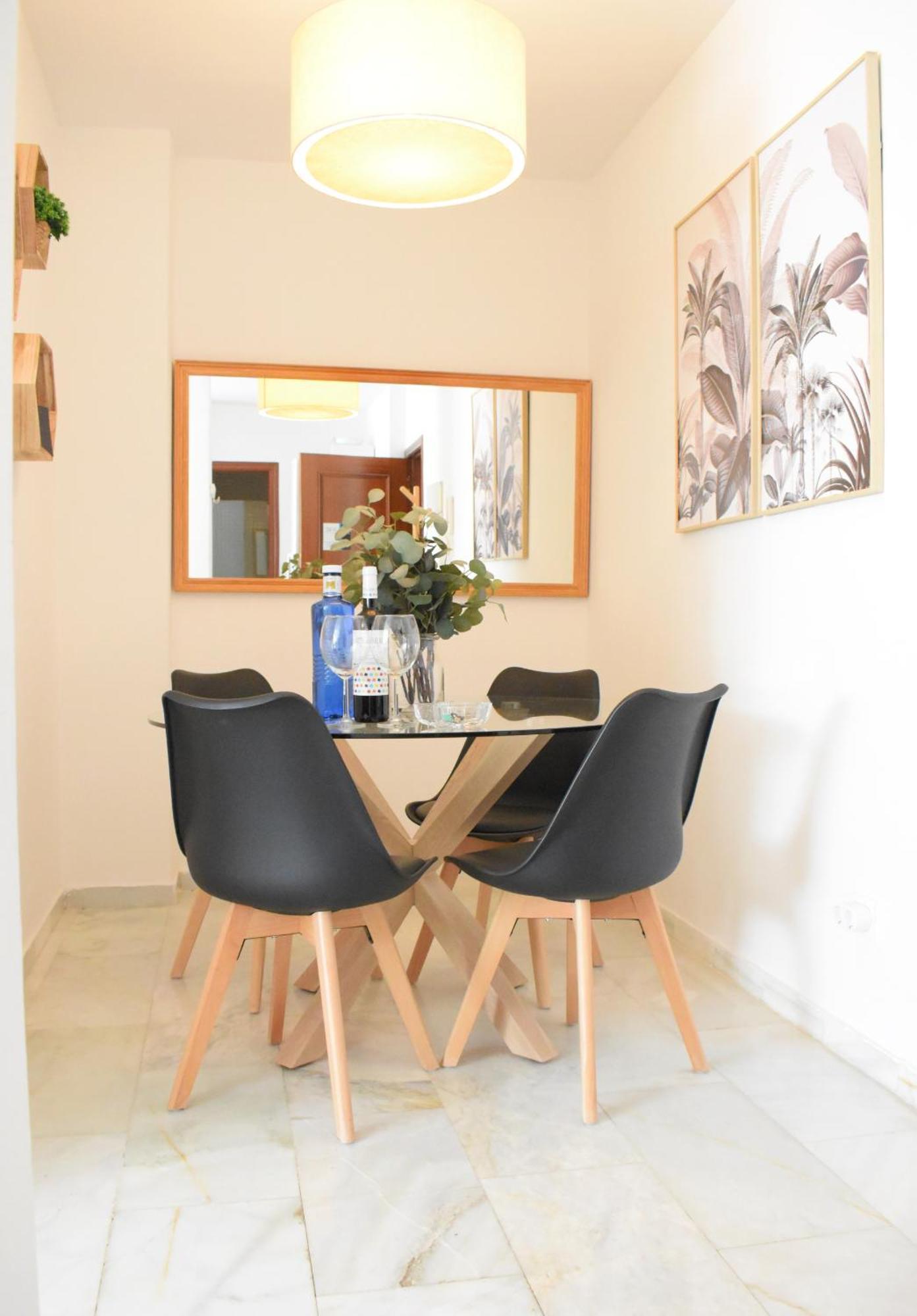 Precioso Apartamento En El Centro De Малага Экстерьер фото